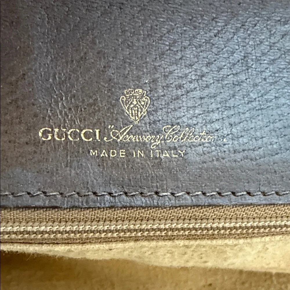 💚♥️Gucci Envelope Crossbody Bag with Brown Leather and Green-Red Web Strap - Picture 9 of 16